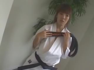 Hitomi tanaka. intern sınıf karate.